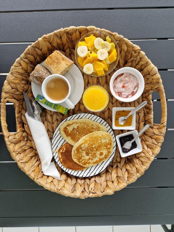 Villa Theo , Chambre D'Hotes , Petit Dejeuner, Table D'Hotes Sainte-Anne  Eksteriør bilde